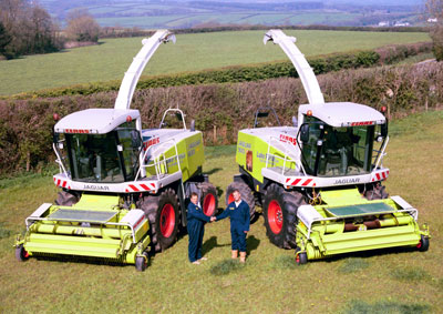 Claas Jaguar 900 and Claas Jaguar 830 Foragers with Luke and Lloyd Furse